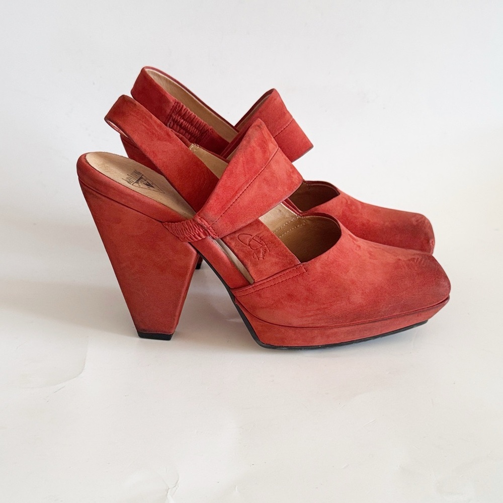 John Fluevog On Board Starboard Red Orange Suede Slingback Heel Sandals size 9.5 - Picture 2 of 11
